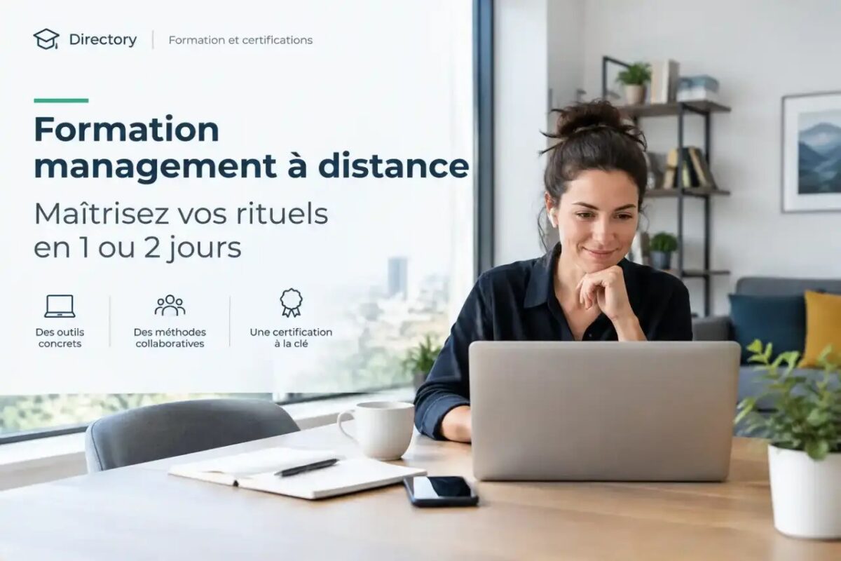 Manager animant une réunion d'équipe en visioconférence pendant une formation au management à distance